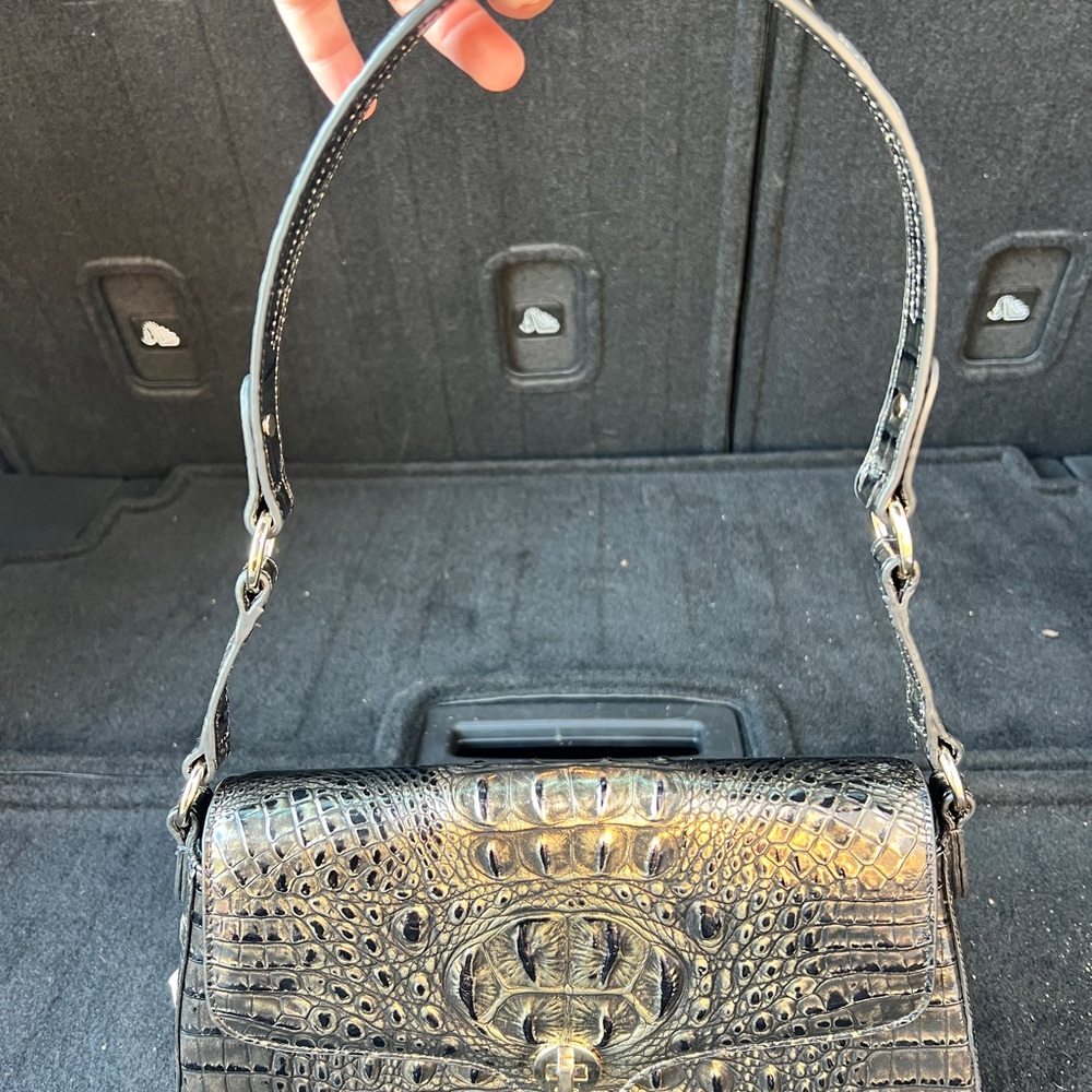 Brahmin Black and Gold Crocodile Shoulder Bag - New with tag, no dust cover - Picture 2 of 7